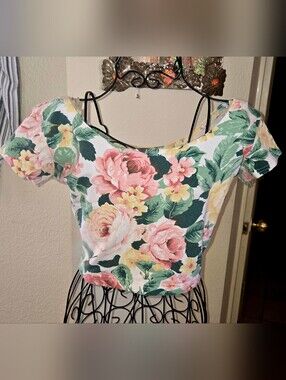 Crop Top Sz M.